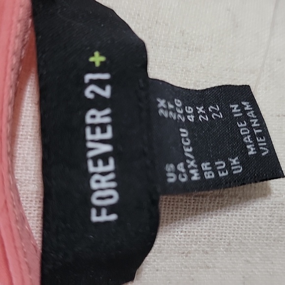 FOREVER 21 PLUS NWT CORAL SS TIE-FRONT TOP SZ 2X - Picture 9 of 10